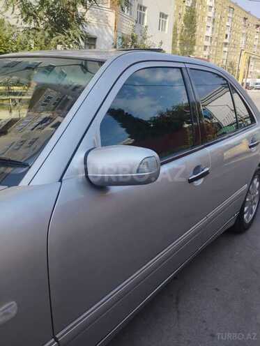 Mercedes E 240 1999, 221,174 km - 2.4 л - Sumqayıt