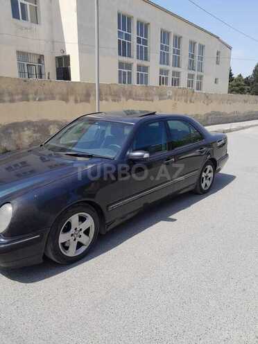 Mercedes E 270 1999, 450,000 km - 2.7 l - Bakı