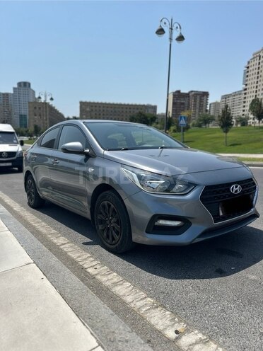 Hyundai Accent 2017, 101,000 km - 1.6 л - Bakı