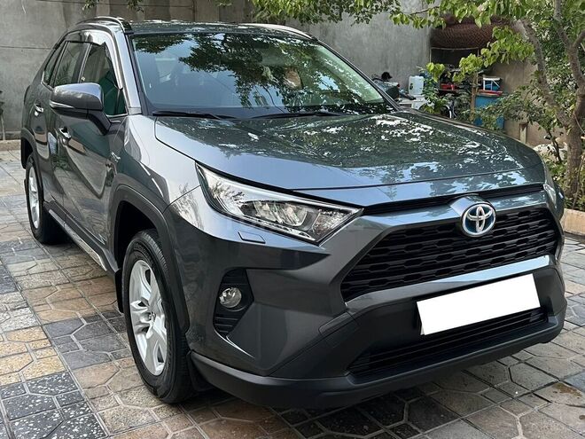 Toyota RAV4 2021, 100,900 km - 2.5 l - Bakı