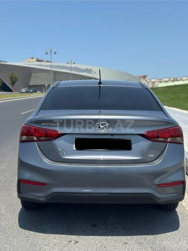 Hyundai Accent 2017, 101,000 km - 1.6 л - Bakı