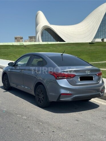 Hyundai Accent 2017, 101,000 km - 1.6 л - Bakı
