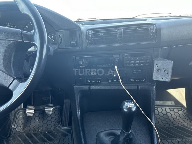 BMW 525 1993, 250,000 km - 2.5 l - Bakı