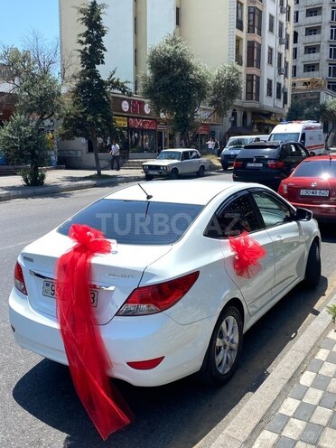 Hyundai Accent 2012, 210,000 km - 1.6 л - Bakı