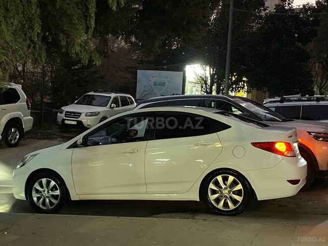 Hyundai Accent 2012, 210,000 km - 1.6 л - Bakı