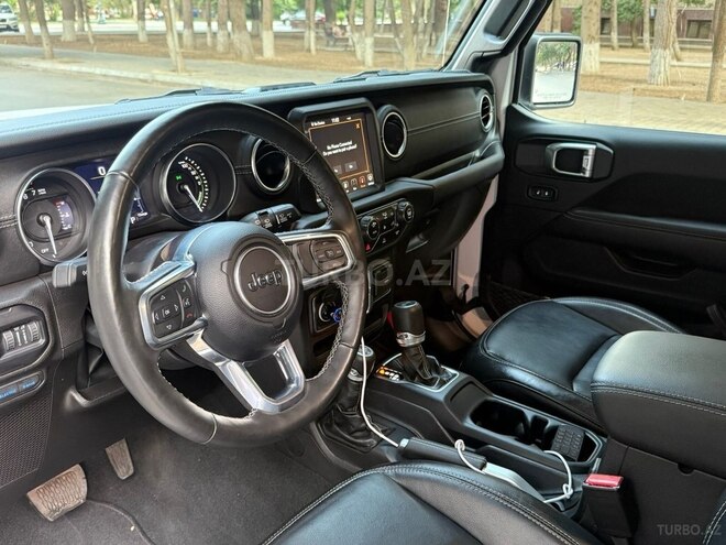 Jeep Wrangler 2022, 31,000 km - 2.0 l - Bakı