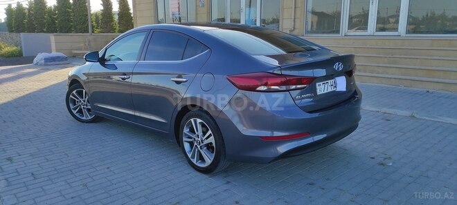 Hyundai Elantra 2018, 157,000 km - 2.0 л - Bakı