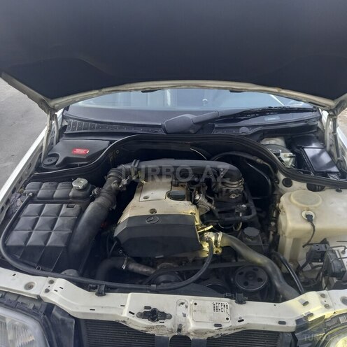 Mercedes C 230 1998, 220,566 km - 2.3 л - Ağsu