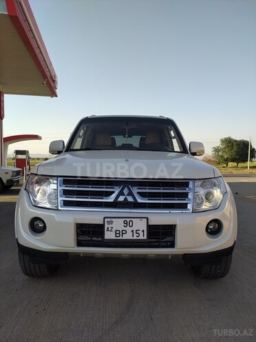 Mitsubishi Pajero 2007, 288,784 km - 3.0 l - Gəncə