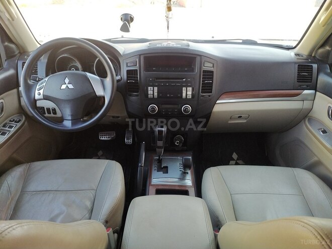 Mitsubishi Pajero 2007, 288,784 km - 3.0 l - Gəncə