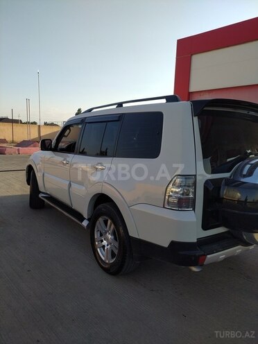 Mitsubishi Pajero 2007, 288,784 km - 3.0 l - Gəncə