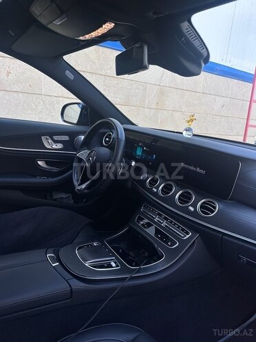 Mercedes E 300 e 4MATIC-5