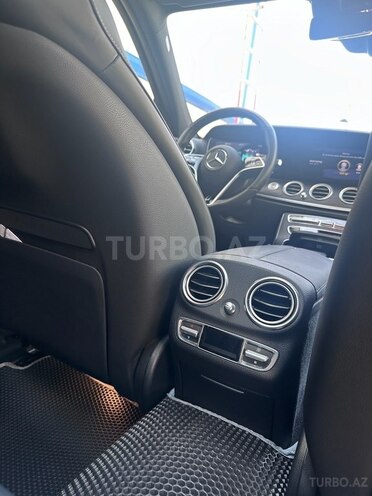 Mercedes E 300 e 4MATIC-8