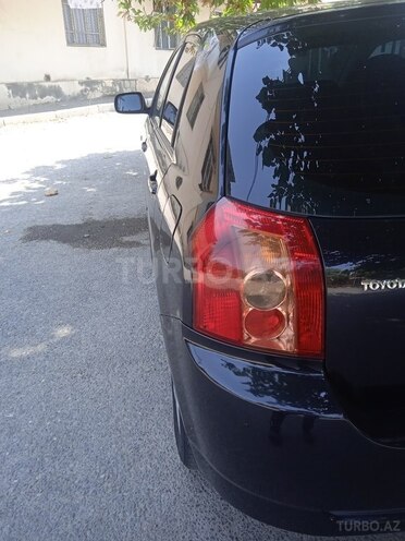 Toyota Corolla 2006, 233,000 km - 1.4 l - Gəncə