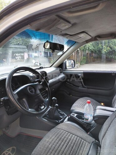 Isuzu  1999, 238,183 km - 3.2 l - Göygöl