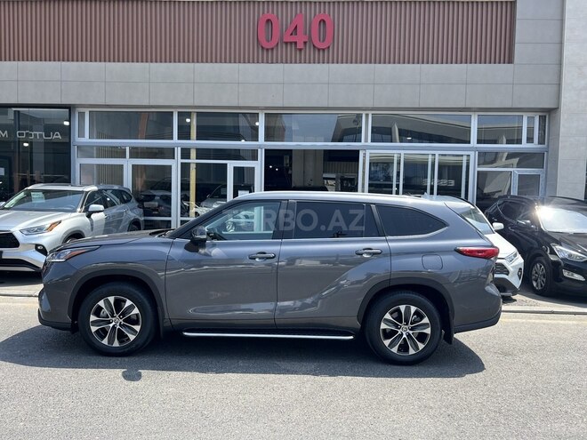 Toyota Highlander 2023, 28,140 km - 2.4 l - Bakı