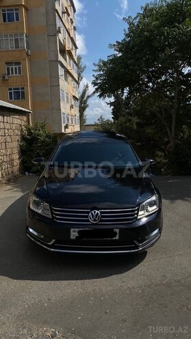 Volkswagen Passat 2011, 330,000 km - 2.0 l - Bakı
