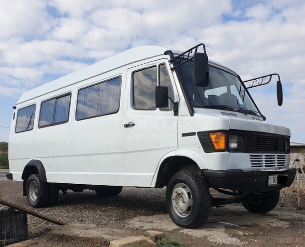 Mercedes 410 D 1993, 395,000 km - 2.9 л - Şirvan
