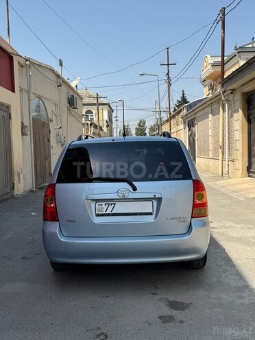 Toyota Corolla 2004, 266,000 km - 1.4 л - Bakı