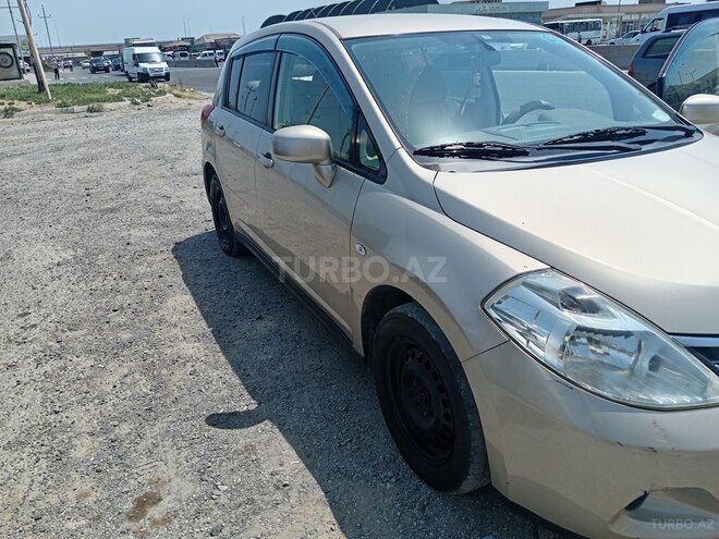 Nissan Tiida 2011, 107,228 km - 1.6 л - Bakı
