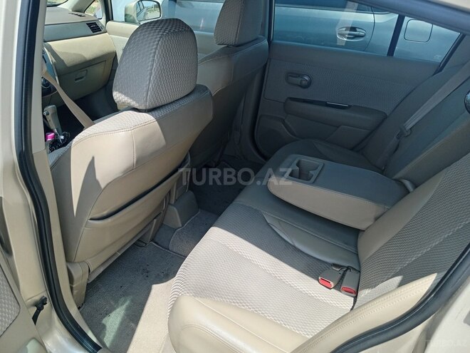 Nissan Tiida 2011, 107,228 km - 1.6 л - Bakı