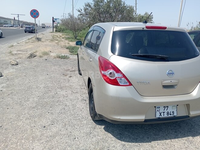 Nissan Tiida 2011, 107,228 km - 1.6 л - Bakı