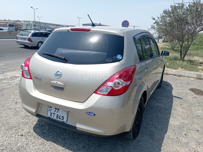 Nissan Tiida 2011, 107,228 km - 1.6 л - Bakı