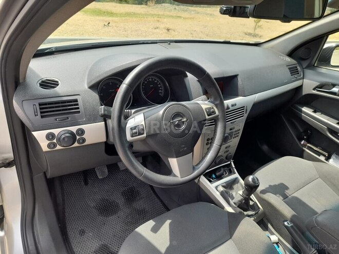 Opel Astra 2007, 293,600 km - 1.3 l - Qəbələ