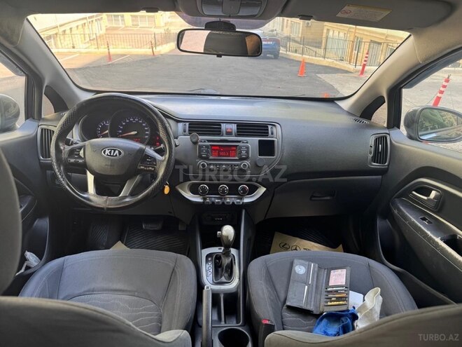 Kia Rio 2011, 241,000 km - 1.4 l - Bakı