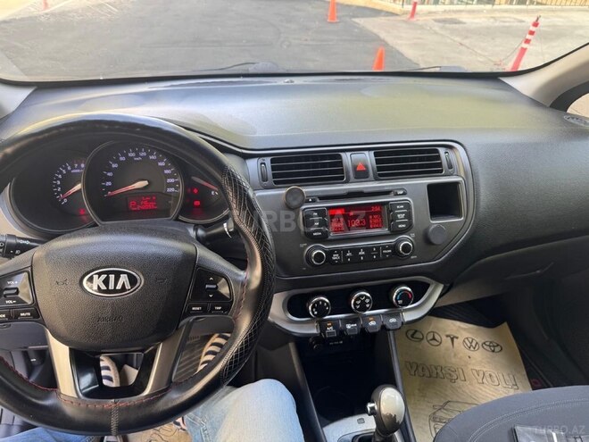 Kia Rio 2011, 241,000 km - 1.4 l - Bakı