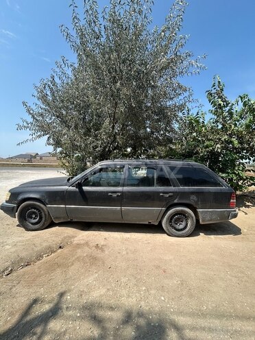 Mercedes E 220 1998, 73,167 km - 2.0 l - Bakı
