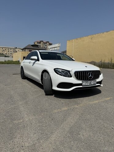Mercedes E 220 d 2017, 181,500 km - 2.0 l - Bakı