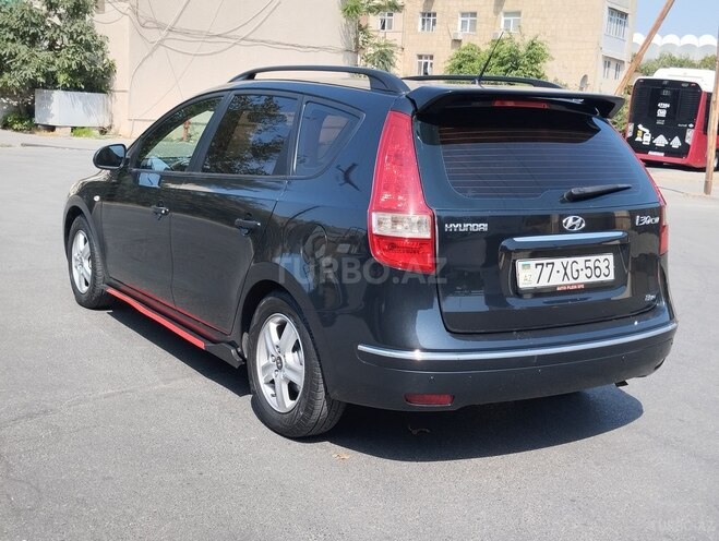 Hyundai i30 2010, 323,000 km - 1.4 l - Bakı