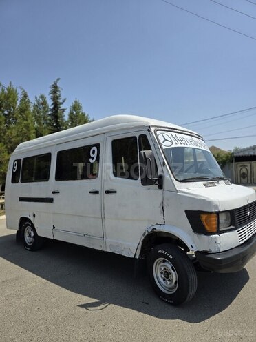 Mercedes 208 D 1993, 50,000 km - 2.9 л - Şirvan