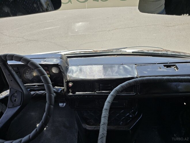 Mercedes 208 D 1993, 50,000 km - 2.9 л - Şirvan