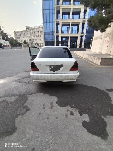 Mercedes C 230 1998, 343,000 km - 2.3 l - Bakı