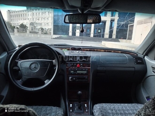 Mercedes C 230 1998, 343,000 km - 2.3 l - Bakı