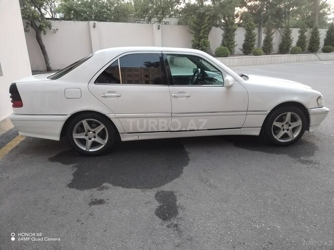 Mercedes C 230 1998, 343,000 km - 2.3 l - Bakı