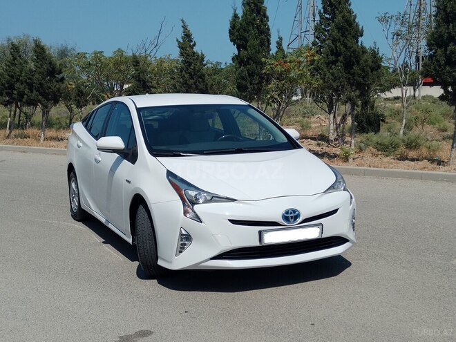Toyota Prius 2018, 130,000 km - 1.8 l - Sumqayıt