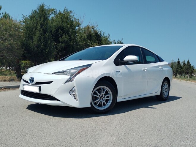 Toyota Prius 2018, 130,000 km - 1.8 l - Sumqayıt