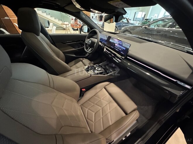 BMW 520-15