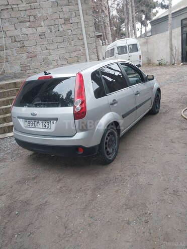 Ford Fiesta 2006, 312,000 km - 1.2 л - Bakı