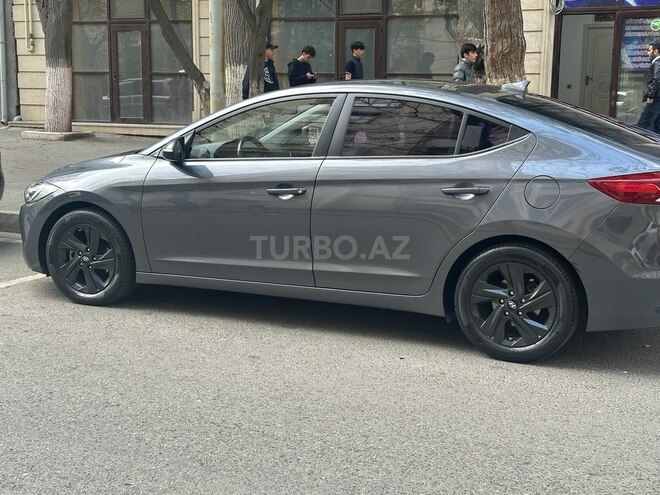 Hyundai Elantra 2015, 106,000 km - 1.6 l - Bakı