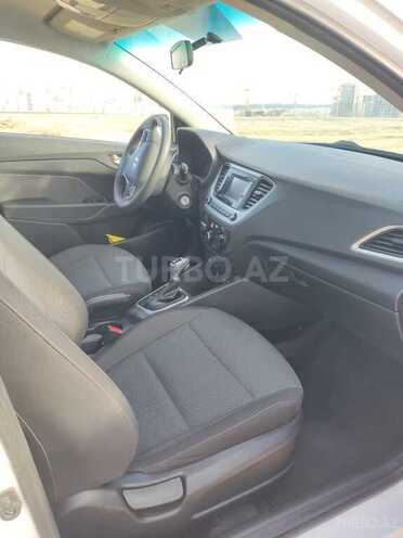 Hyundai Accent 2018, 123,000 km - 1.6 л - Kürdəmir
