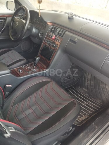 Mercedes E 270 1999, 382,000 km - 2.7 l - Biləsuvar