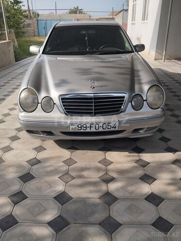 Mercedes E 270 1999, 382,000 km - 2.7 l - Biləsuvar