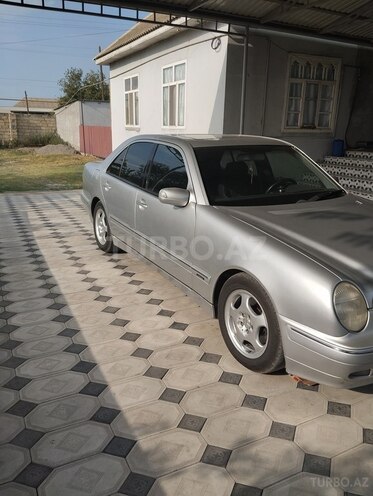 Mercedes E 270 1999, 382,000 km - 2.7 l - Biləsuvar