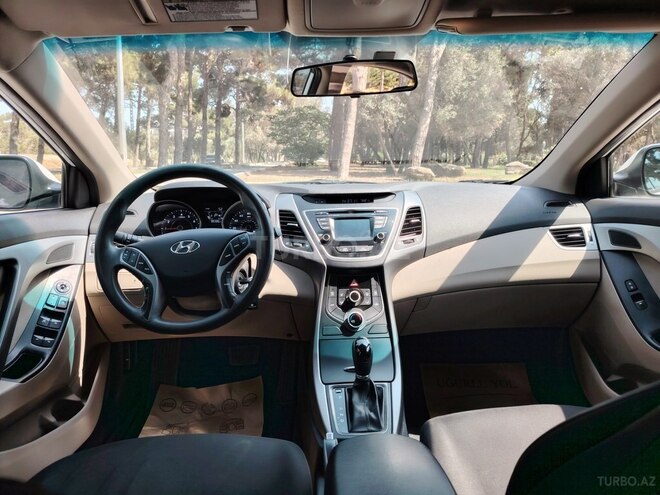 Hyundai Elantra 2015, 97,000 km - 1.8 л - Bakı