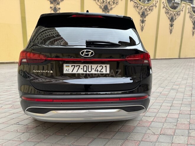 Hyundai Santa Fe-5