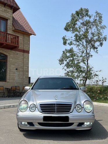 Mercedes E 320 2000, 323,000 km - 3.2 l - Yevlax